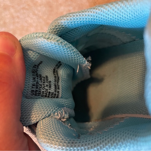 FabKids Girls Shoes - Picture 9 of 9